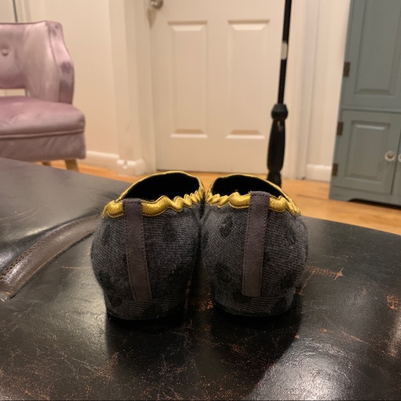 Manolo Blahnik pointed ballerina flat - Picture 8 of 11